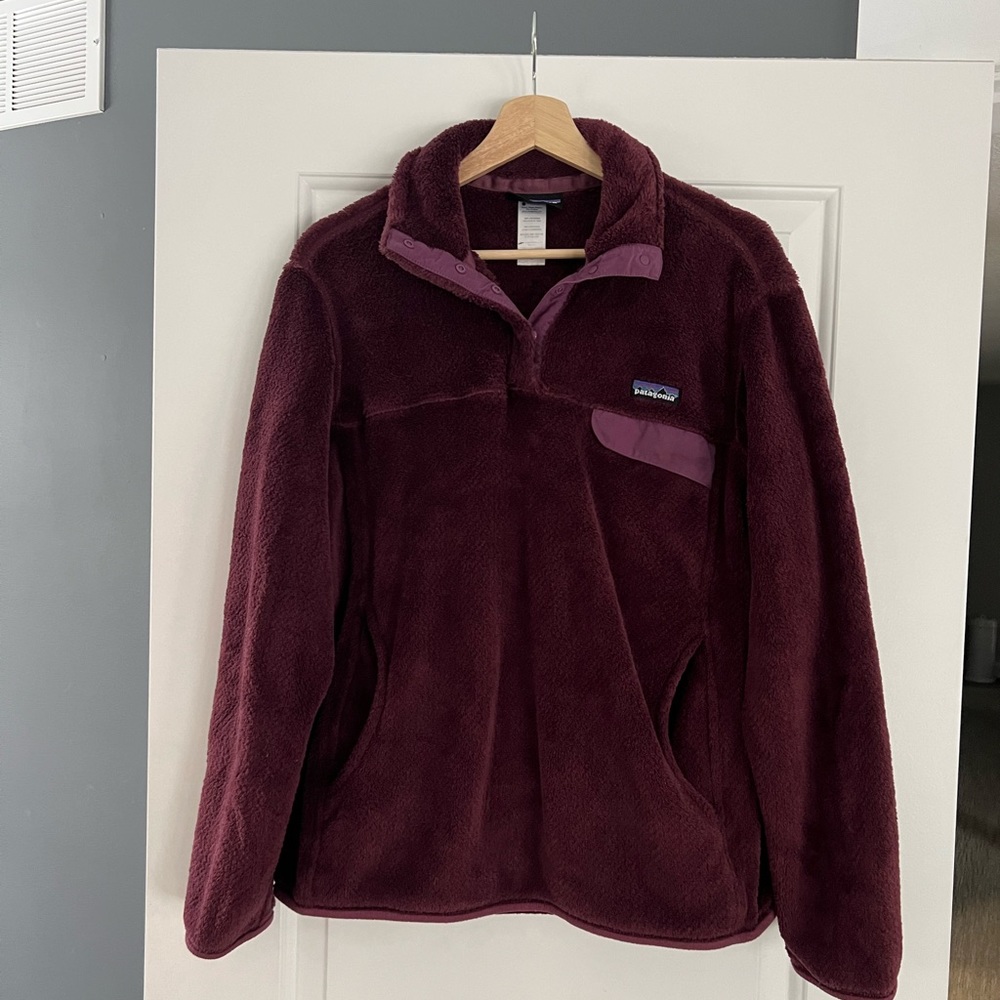 Patagonia maroon synchilla t-snap fleece size large
